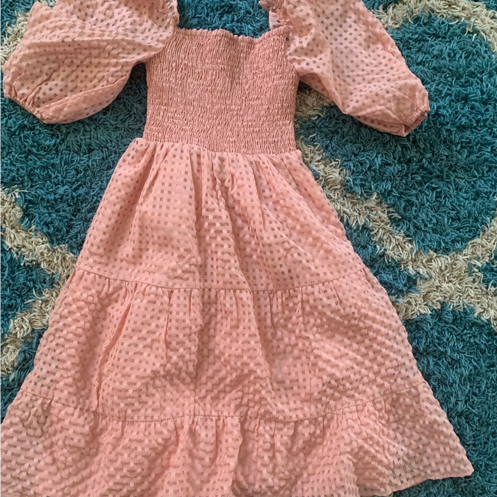 Forever 21 pink summer dress with puff sleeves size small